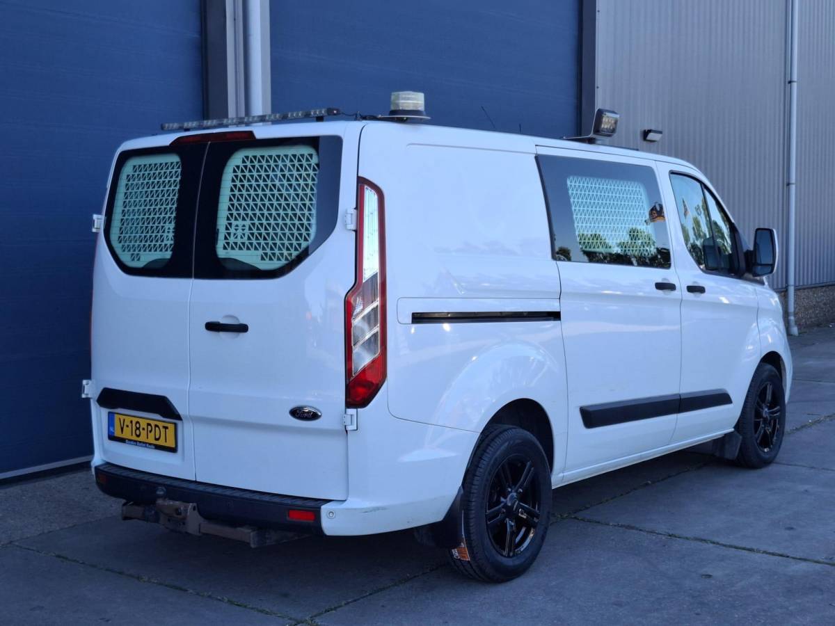 Ford Transit Custom Ford Transit Custom 340 2.0 TDCI L1H1 Trend AIRCO / CRUISE CONTROLE / 3 ZITS / TREKHAAK / EURO 6