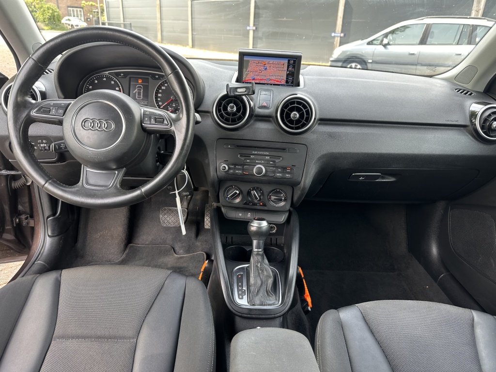 Audi A1 Audi A1 1.4 TFSI Amb Pro Line S-Tronic Automaat