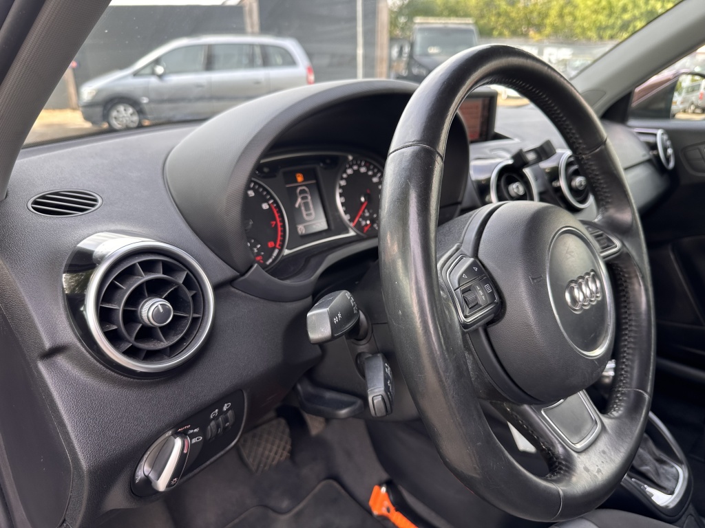 Audi A1 Audi A1 1.4 TFSI Amb Pro Line S-Tronic Automaat