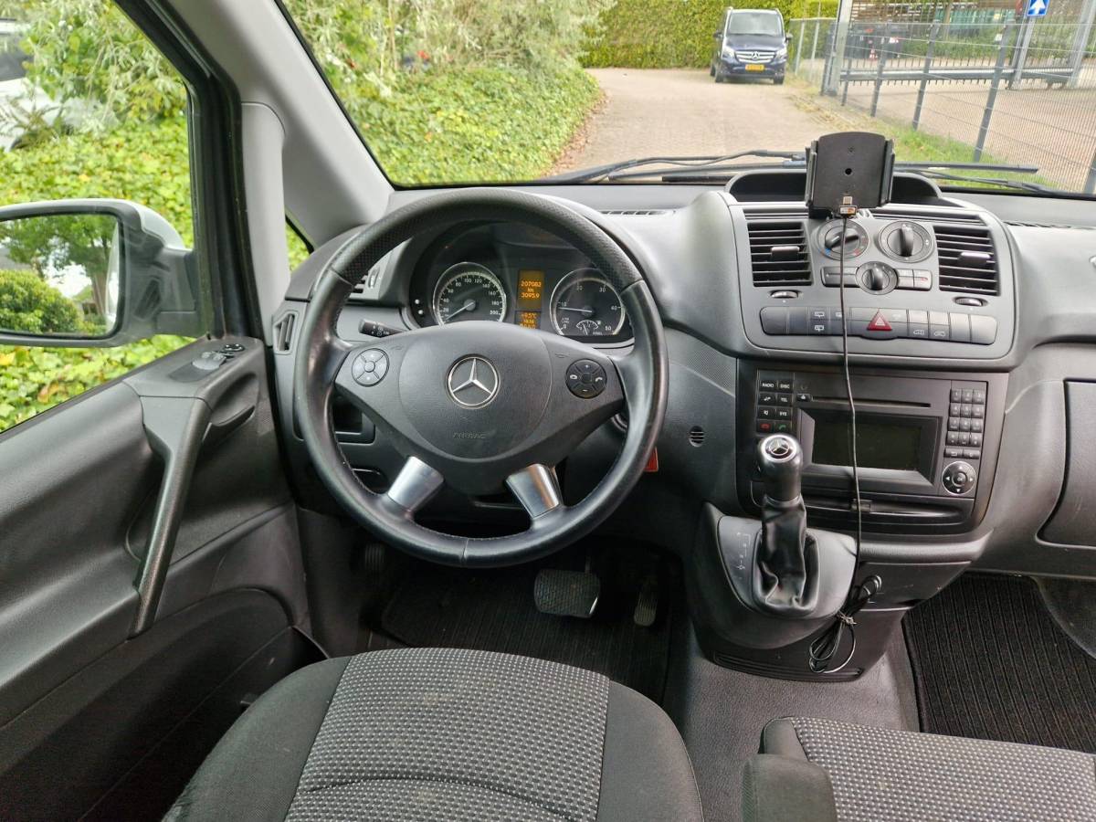 Mercedes-Benz Vito Mercedes-Benz Vito 113 CDI 320 automaat / L2 / cruise co / airco Mercedes-Benz Vito 113 CDI 320 Lang