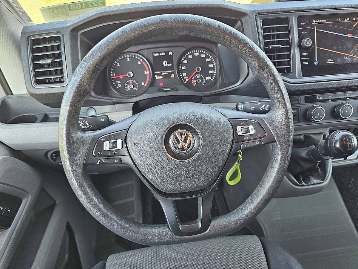 Volkswagen Crafter VOLKSWAGEN CRAFTER 2.0 l3h3 rwd euro6 ac!