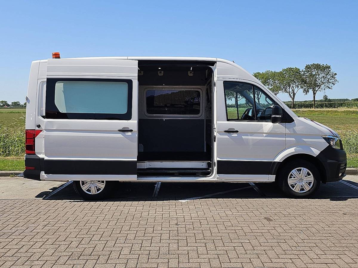 Volkswagen Crafter VOLKSWAGEN CRAFTER 2.0 l3h3 rwd euro6 ac!