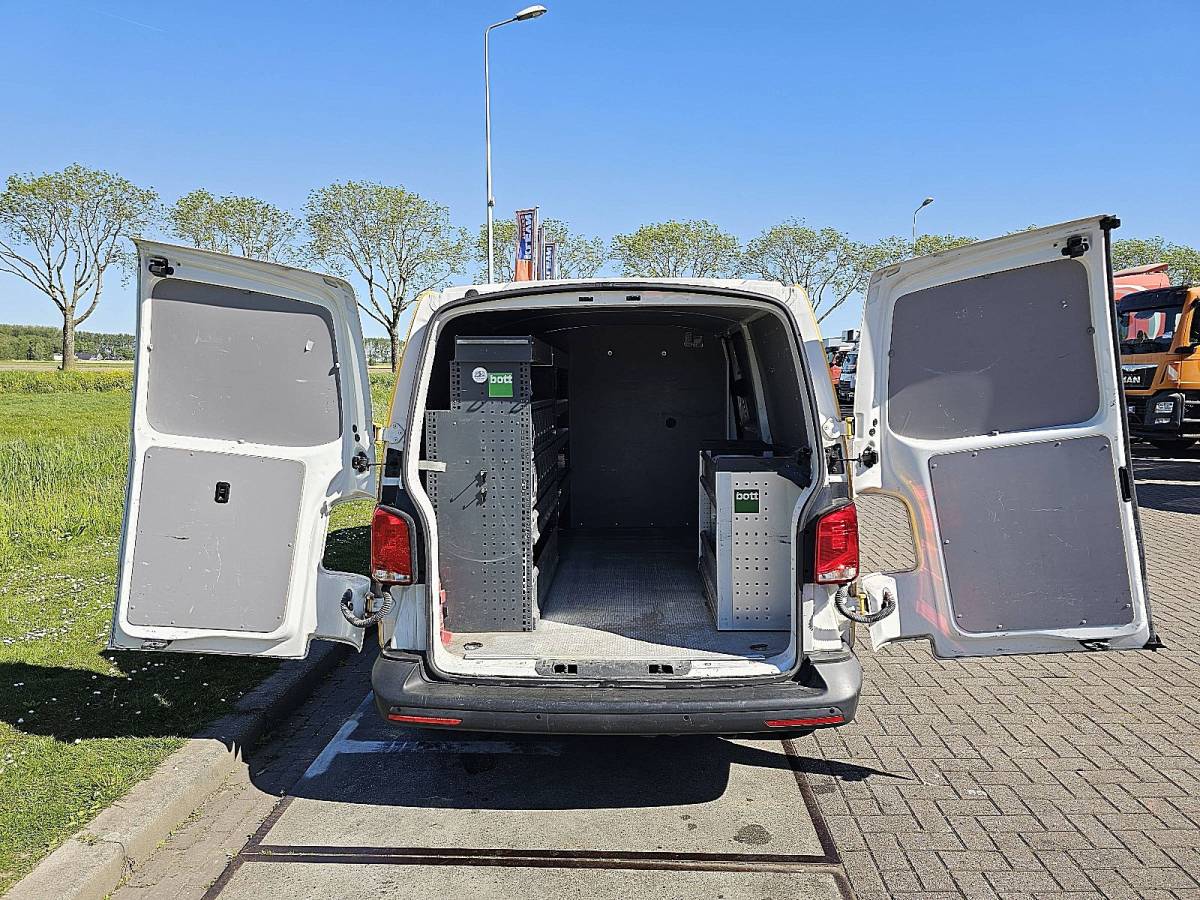 Volkswagen Transporter VOLKSWAGEN TRANSPORTER 2.0 TDI t6.1 l2 nap euro6 ac
