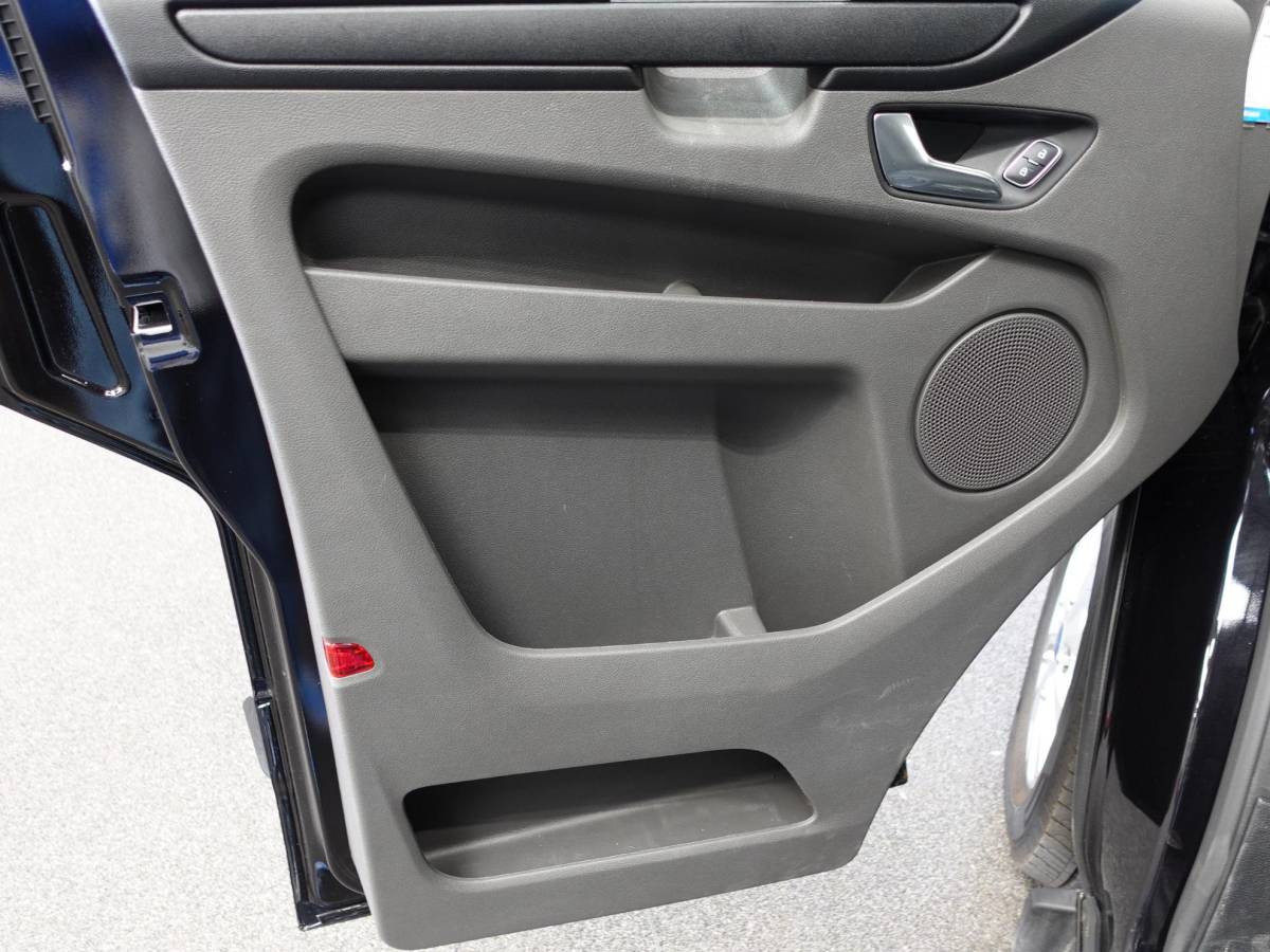 Ford Transit Custom Ford Transit Custom 300 2.0 TDCI L2H1 Trend Automaat Airco Navi Cruisecontrol Camera Parkeersensoren Trekhaak