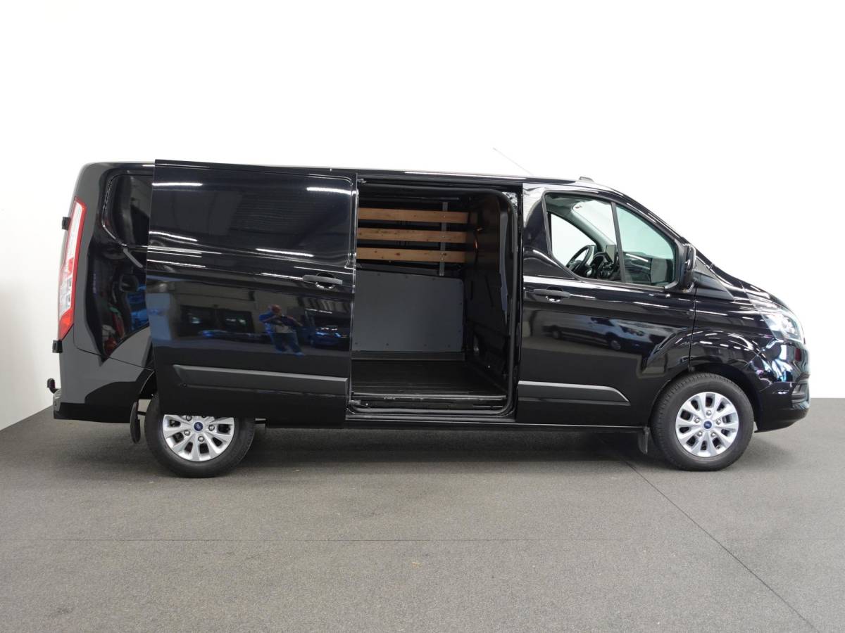 Ford Transit Custom Ford Transit Custom 300 2.0 TDCI L2H1 Trend Automaat Airco Navi Cruisecontrol Camera Parkeersensoren Trekhaak