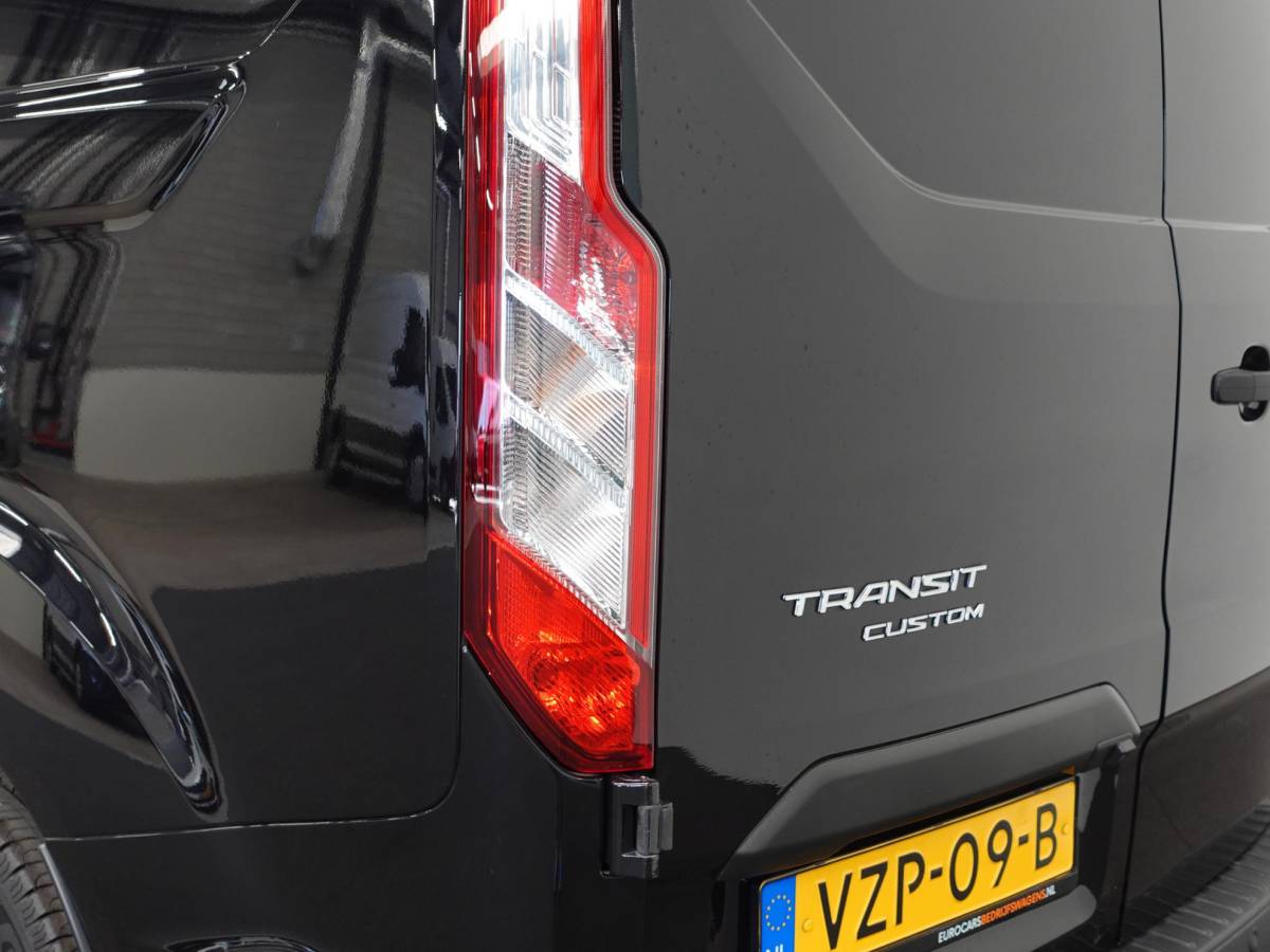 Ford Transit Custom Ford Transit Custom 300 2.0 TDCI L2H1 Trend Automaat Airco Navi Cruisecontrol Camera Parkeersensoren Trekhaak