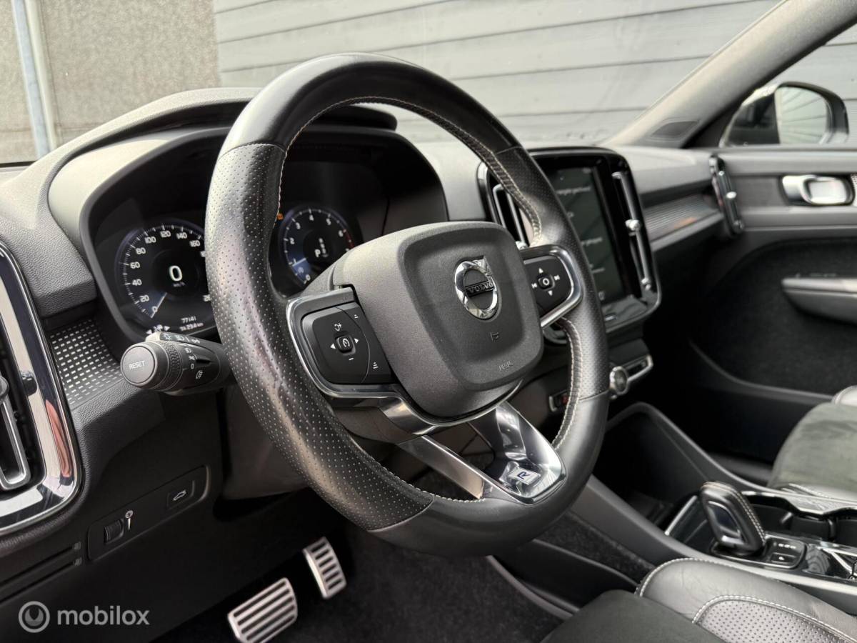 Volvo XC40 Volvo XC40 2.0 T4 R-Design 190PK LED/Clima/Cruise/Elektr.pakket