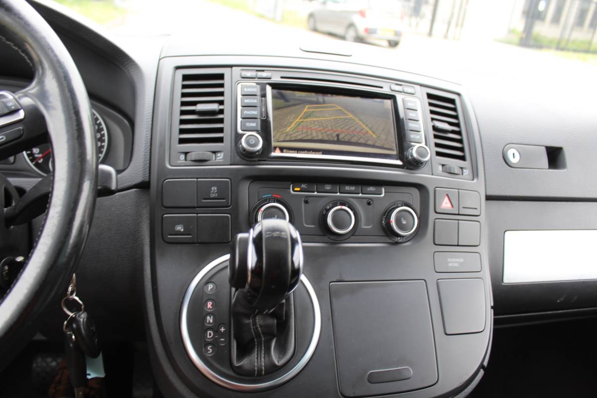 Volkswagen Transporter Volkswagen Transporter 2.0 TDI L1H1 4Motion DC Highline edition marge…AUTOMAAT TREKHAAK CAMERA MULTIMEDIA