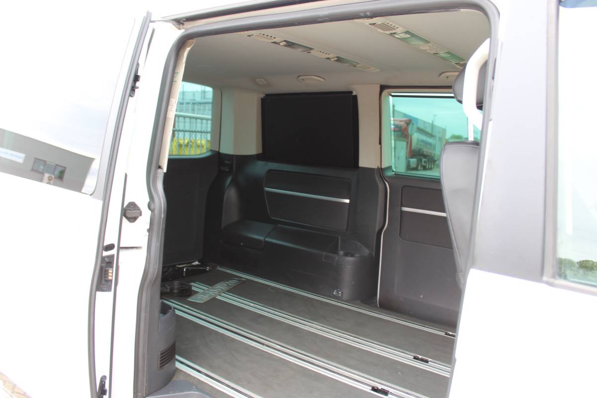 Volkswagen Transporter Volkswagen Transporter 2.0 TDI L1H1 4Motion DC Highline edition marge…AUTOMAAT TREKHAAK CAMERA MULTIMEDIA