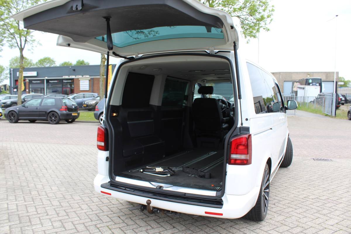 Volkswagen Transporter Volkswagen Transporter 2.0 TDI L1H1 4Motion DC Highline edition marge…AUTOMAAT TREKHAAK CAMERA MULTIMEDIA