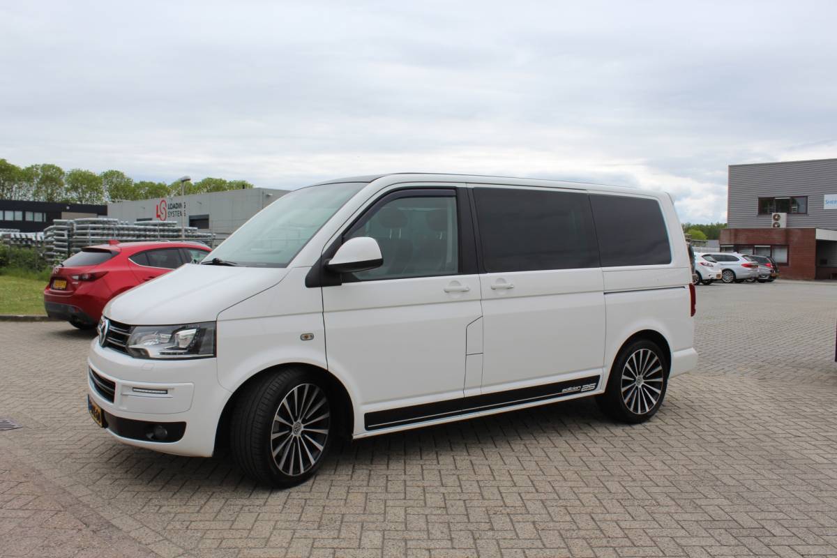 Volkswagen Transporter Volkswagen Transporter 2.0 TDI L1H1 4Motion DC Highline edition marge…AUTOMAAT TREKHAAK CAMERA MULTIMEDIA