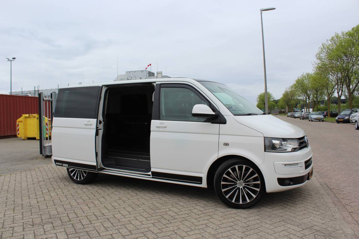 Volkswagen Transporter Volkswagen Transporter 2.0 TDI L1H1 4Motion DC Highline edition marge…AUTOMAAT TREKHAAK CAMERA MULTIMEDIA