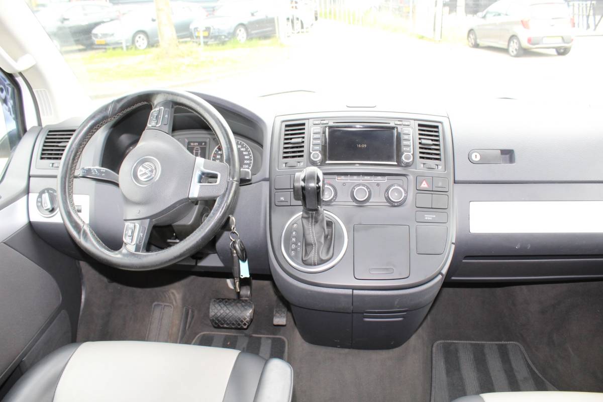 Volkswagen Transporter Volkswagen Transporter 2.0 TDI L1H1 4Motion DC Highline edition marge…AUTOMAAT TREKHAAK CAMERA MULTIMEDIA