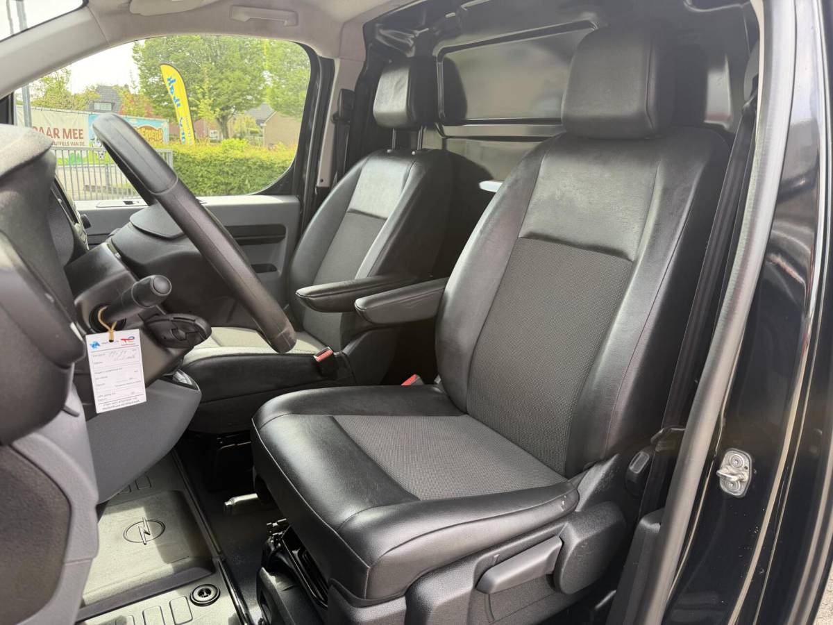 Opel Vivaro Opel Vivaro bestel 1.5 CDTI L2H1|2xSchuif|Airco|Cruise|Trek