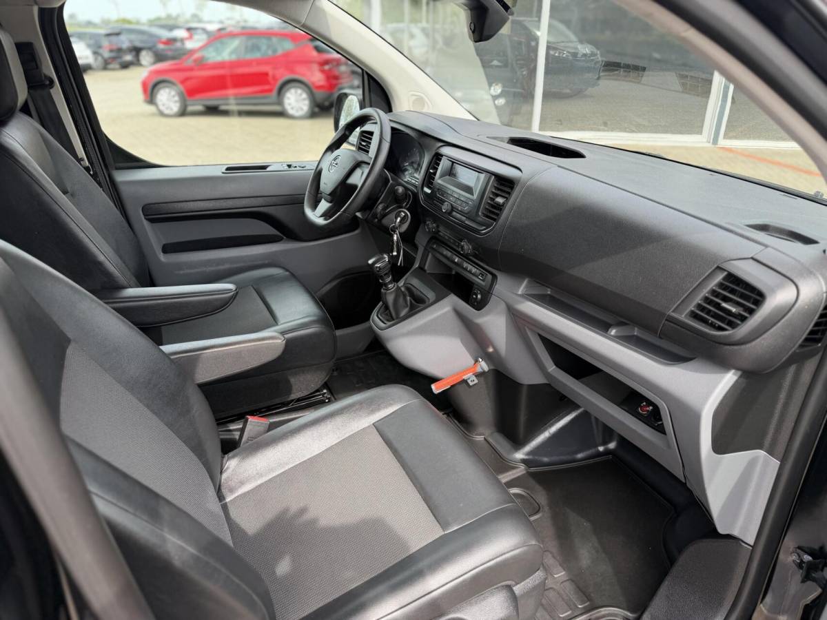 Opel Vivaro Opel Vivaro bestel 1.5 CDTI L2H1|2xSchuif|Airco|Cruise|Trek
