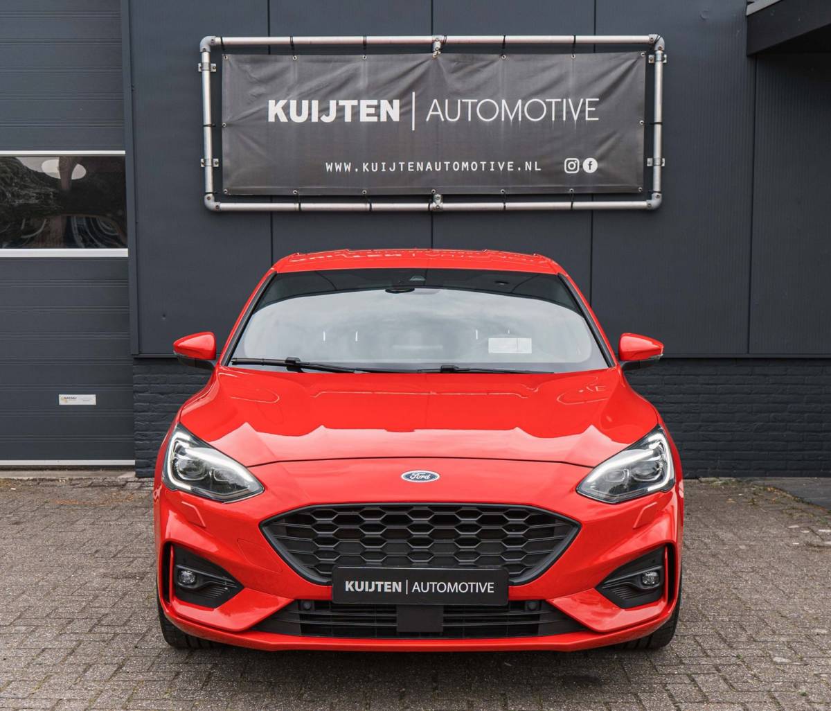 Ford Focus Ford Focus 1.0 EcoBoost ST Line / Automaat / LED / HUD / Winter pack!