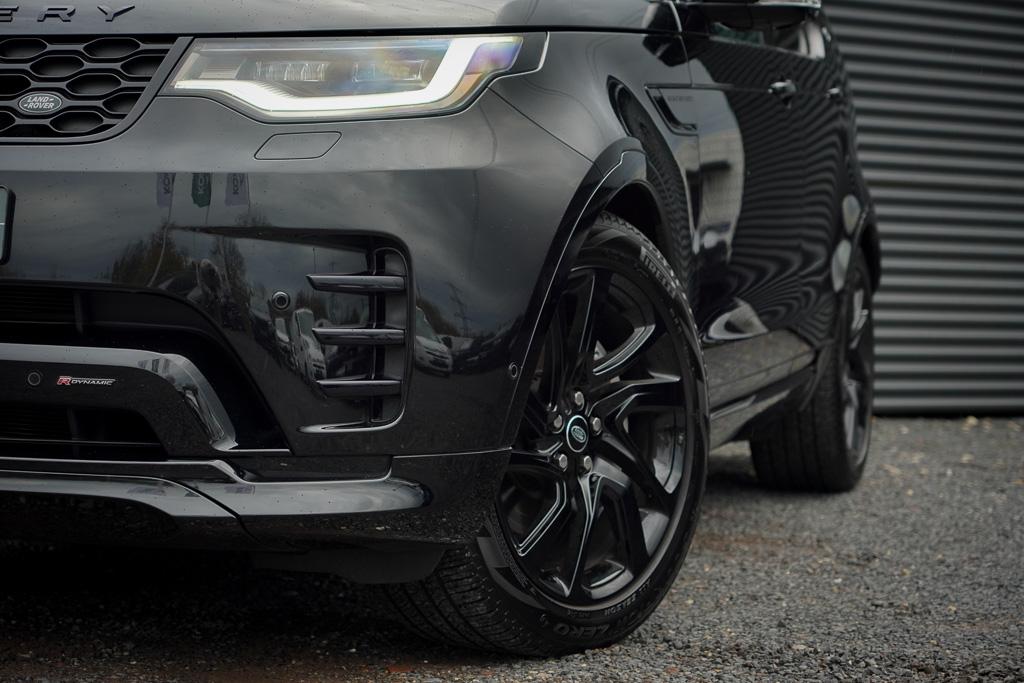 Land Rover Discovery Land Rover Discovery 3.0 D250 R-Dynamic SE / VAN / Pano / Trekhaak / Grijs Kenteken / Excl BTW