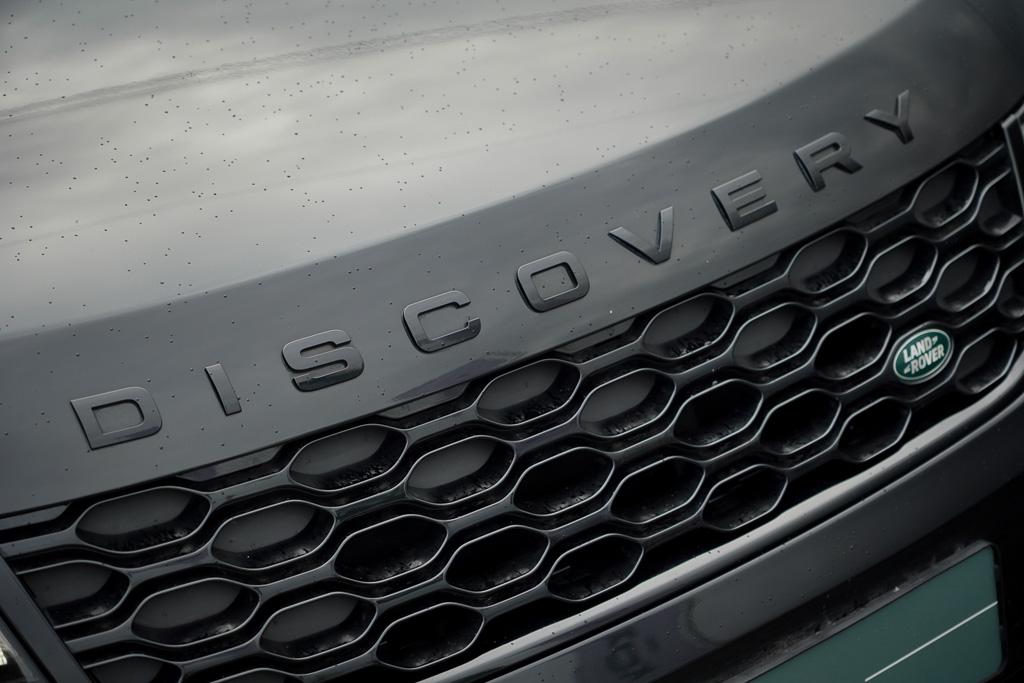 Land Rover Discovery Land Rover Discovery 3.0 D250 R-Dynamic SE / VAN / Pano / Trekhaak / Grijs Kenteken / Excl BTW