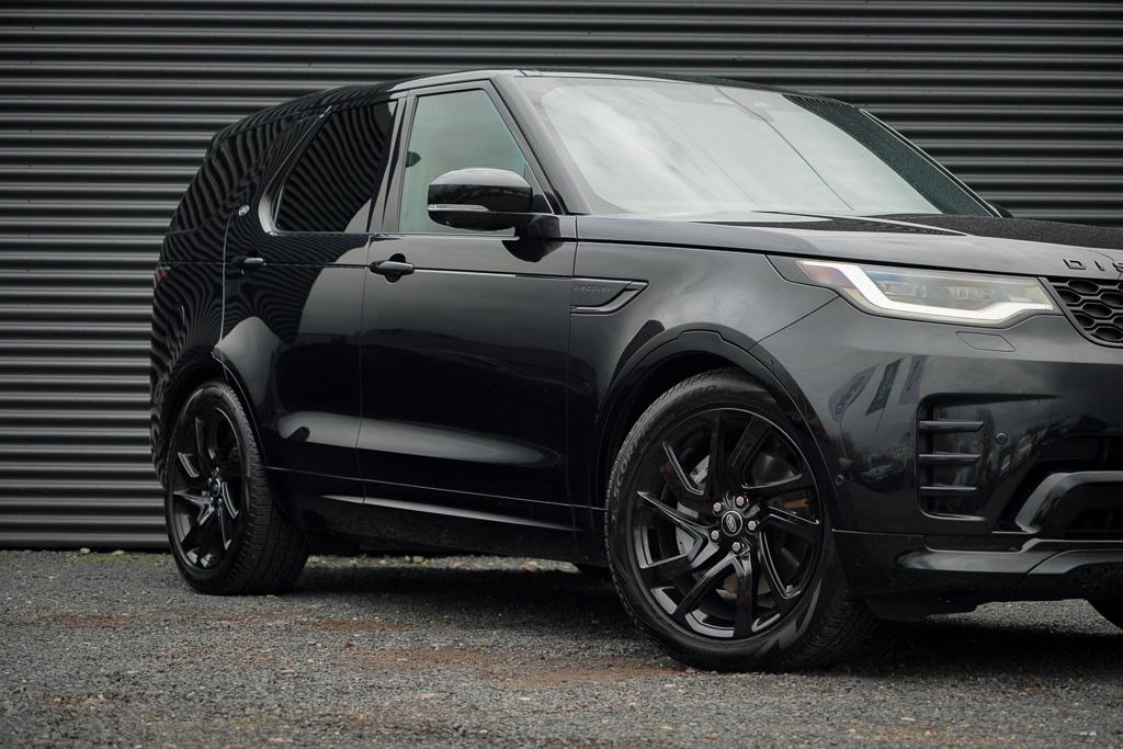 Land Rover Discovery Land Rover Discovery 3.0 D250 R-Dynamic SE / VAN / Pano / Trekhaak / Grijs Kenteken / Excl BTW
