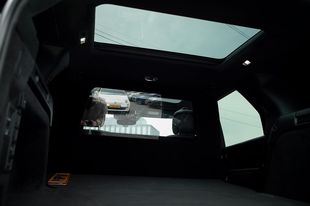 Land Rover Discovery Land Rover Discovery 3.0 D250 R-Dynamic SE / VAN / Pano / Trekhaak / Grijs Kenteken / Excl BTW