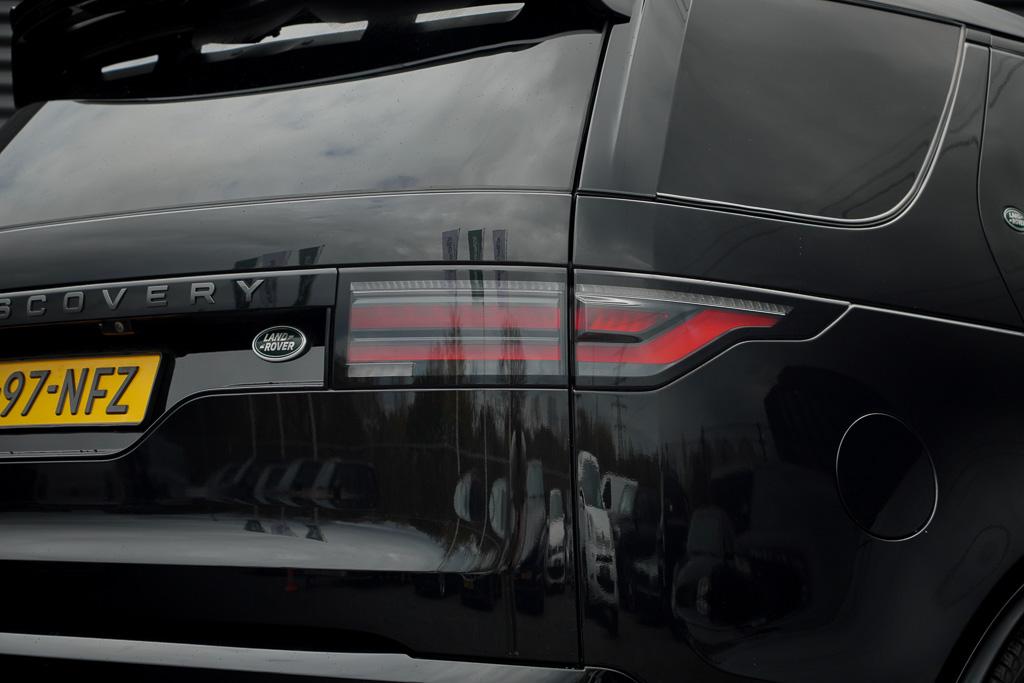 Land Rover Discovery Land Rover Discovery 3.0 D250 R-Dynamic SE / VAN / Pano / Trekhaak / Grijs Kenteken / Excl BTW