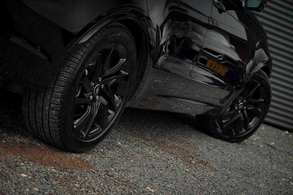 Land Rover Discovery Land Rover Discovery 3.0 D250 R-Dynamic SE / VAN / Pano / Trekhaak / Grijs Kenteken / Excl BTW