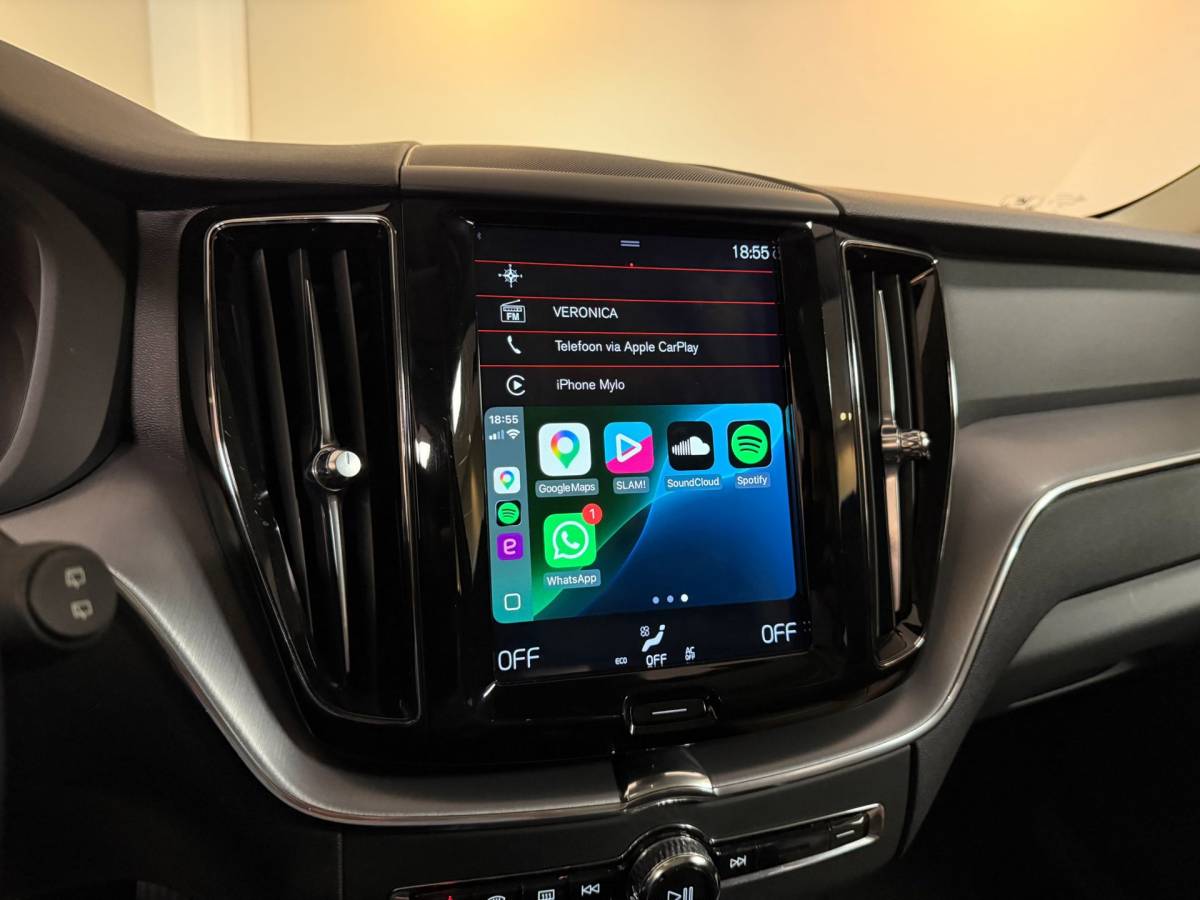 Volvo XC60 Volvo XC60 2.0 T8 Twin Engine AWD Momentum Pro *392Pk!* Pano|Leer|Carplay|Navi|Adapt.Cruise