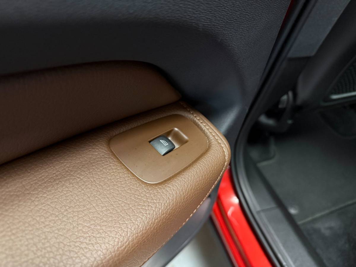 Volvo XC60 Volvo XC60 2.0 T8 Twin Engine AWD Momentum Pro *392Pk!* Pano|Leer|Carplay|Navi|Adapt.Cruise