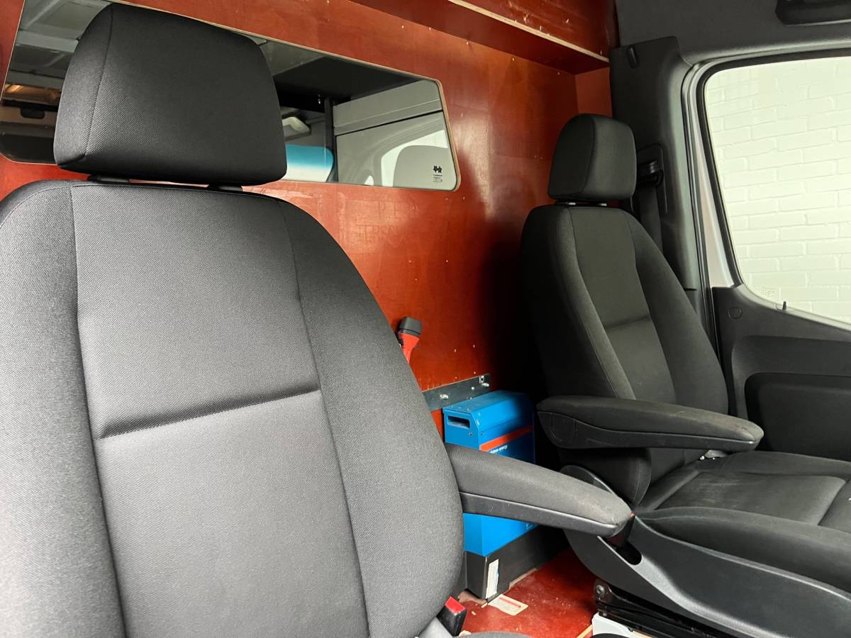 Mercedes-Benz Sprinter Mercedes-Benz Sprinter Automaat Servicewagen 314 2.2 CDI 140PK L2H2 euro6 BOTT Inrichting, Victron V230, Standkachel RIJKLAARPRIJS