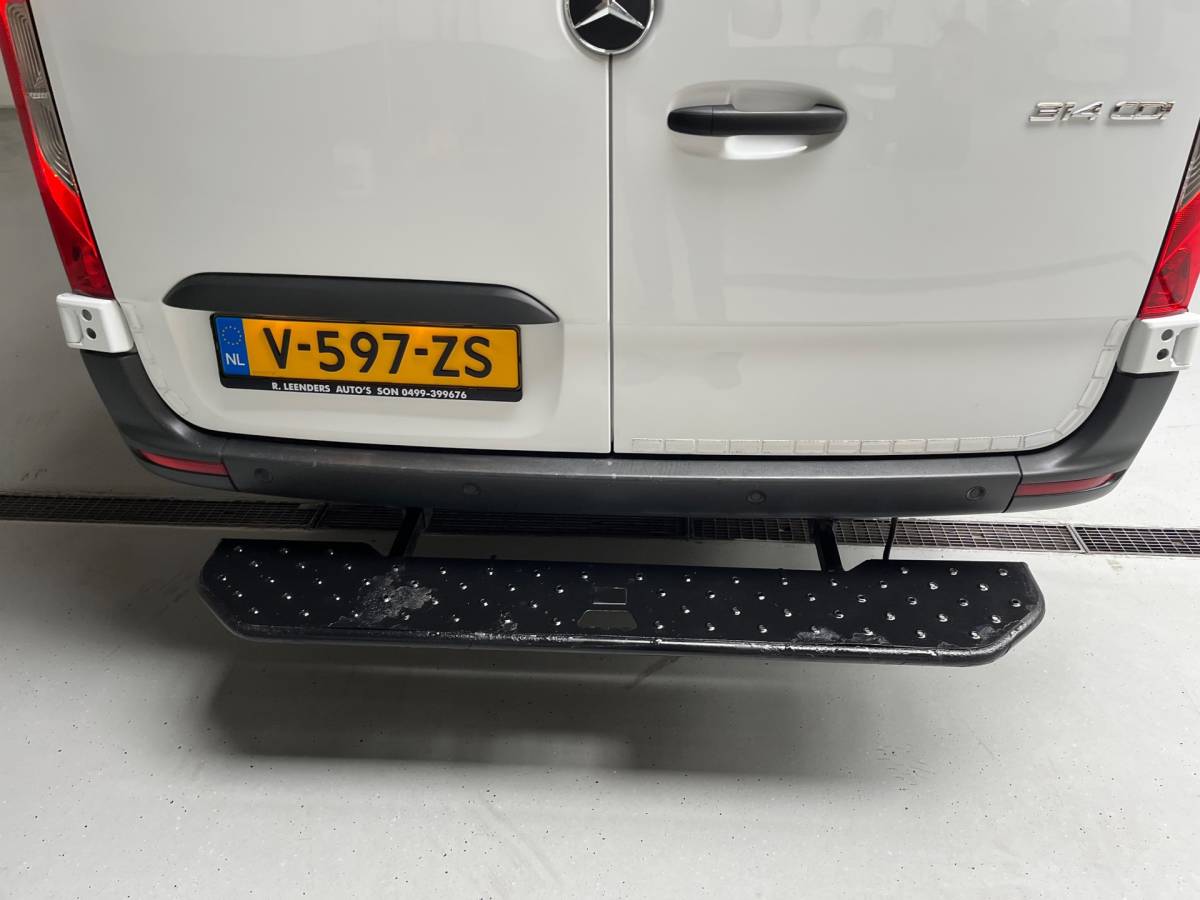 Mercedes-Benz Sprinter Mercedes-Benz Sprinter Automaat Servicewagen 314 2.2 CDI 140PK L2H2 euro6 BOTT Inrichting, Victron V230, Standkachel RIJKLAARPRIJS