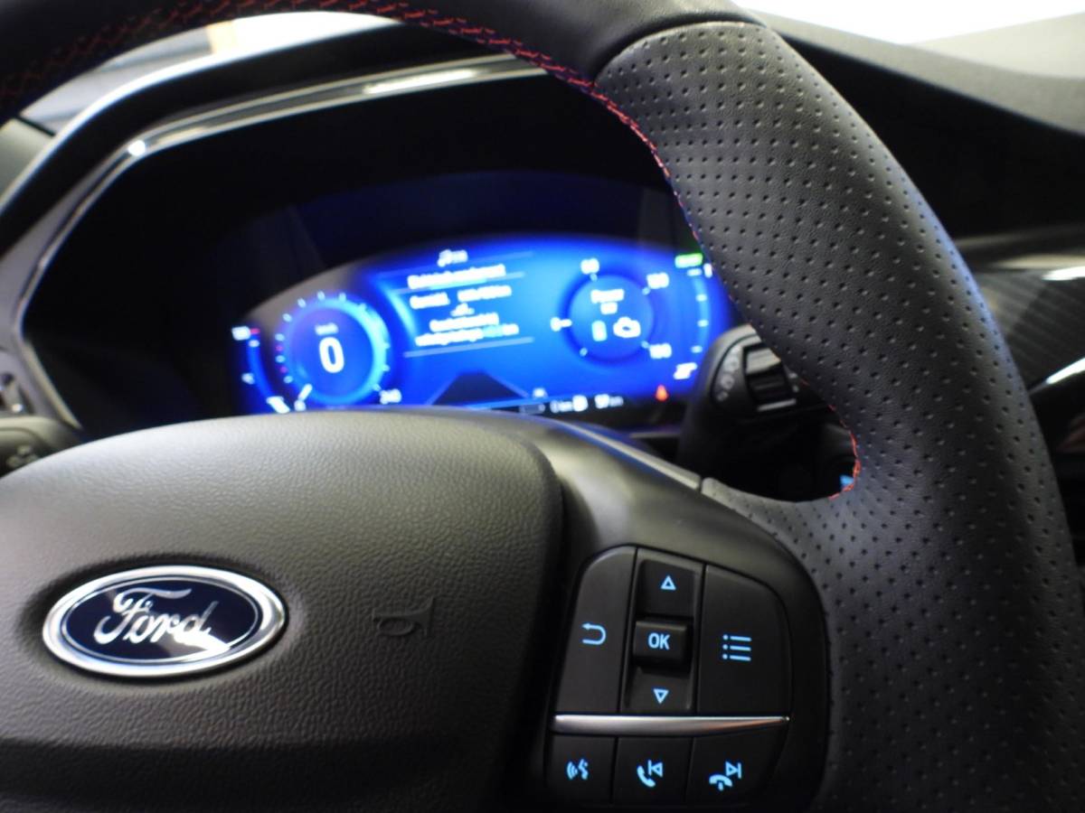 Ford Kuga Ford Kuga 2.5 PHEV Plug-In ST-Line NAVI/CAMERA/HEAD-UP/LED/19″LMV!