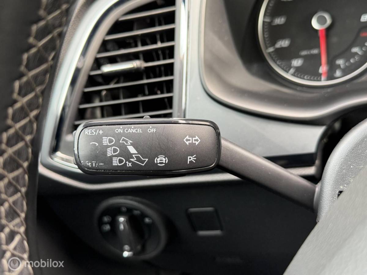 SEAT Ateca Seat Ateca 1.5 TSI Style Business Intense CLIMA*CRUISE*CARPLAY