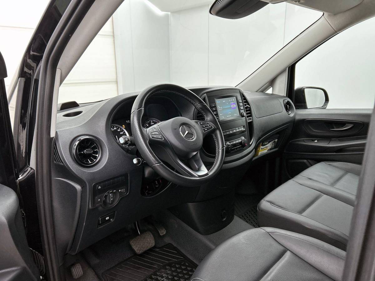 Mercedes-Benz Vito Mercedes-Benz Vito 114 CDI Lang Automaat Apple Carplay Camera Trekhaak Cruise control Airco Bluetooth