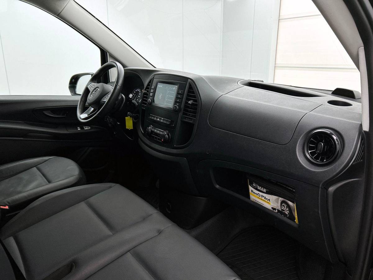 Mercedes-Benz Vito Mercedes-Benz Vito 114 CDI Lang Automaat Apple Carplay Camera Trekhaak Cruise control Airco Bluetooth