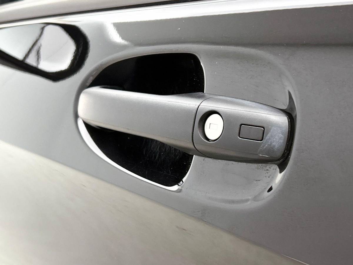 Mercedes-Benz Vito Mercedes-Benz Vito 114 CDI Lang Automaat Apple Carplay Camera Trekhaak Cruise control Airco Bluetooth
