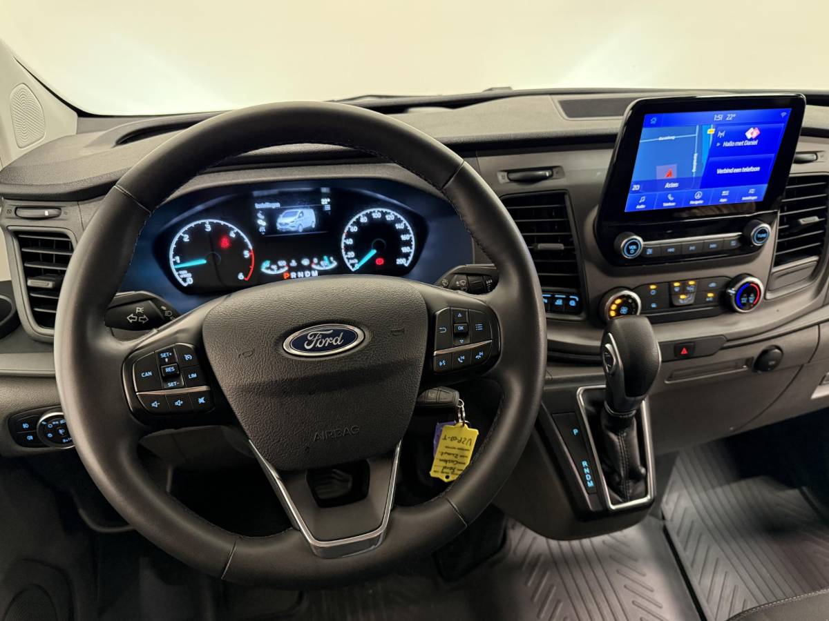 Ford Transit Custom Ford Transit Custom 300 2.0 TDCI L2H1 Trend Automaat Airco Navigatie Cruise Control Camera Parkeersensoren