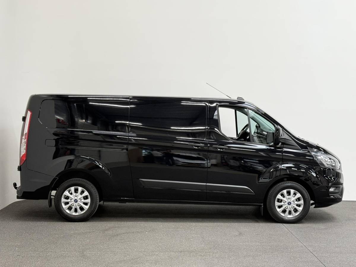 Ford Transit Custom Ford Transit Custom 300 2.0 TDCI L2H1 Trend Automaat Airco Navigatie Cruise Control Camera Parkeersensoren
