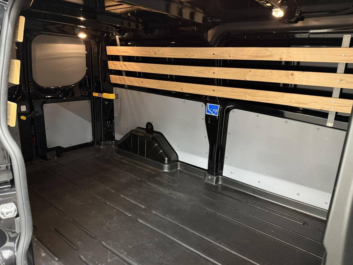 Ford Transit Custom Ford Transit Custom 300 2.0 TDCI L2H1 Trend Automaat Airco Navigatie Cruise Control Camera Parkeersensoren