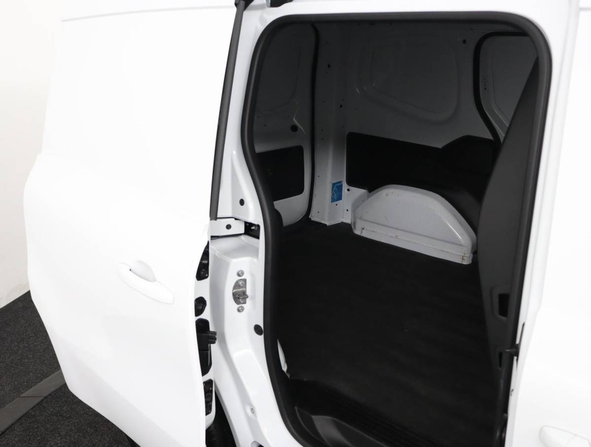 Renault Kangoo Renault Kangoo 1.3 TCe 100 Luxe L1 |NAP|BTW|1e eigenaar|Dubbele schuifdeur|Benzine