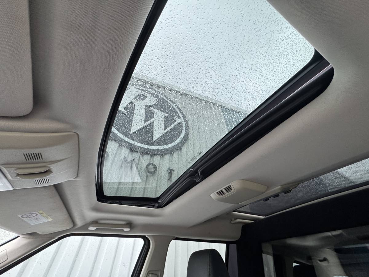 Land Rover Discovery Land Rover Discovery 3.0 HSE LED / Xenon / Dak / Camera / Stl verw / Str ver / Euro6 / Leder / 3500kg trekgew