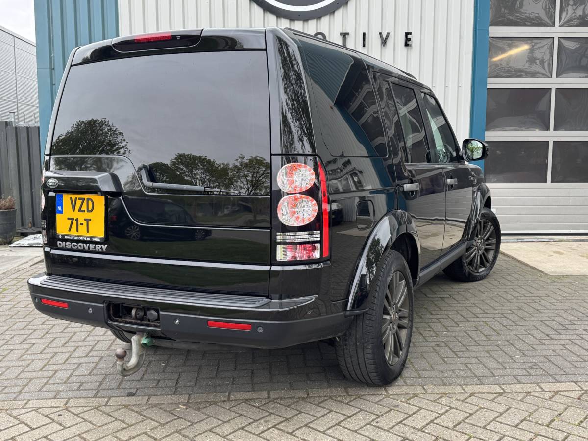 Land Rover Discovery Land Rover Discovery 3.0 HSE LED / Xenon / Dak / Camera / Stl verw / Str ver / Euro6 / Leder / 3500kg trekgew
