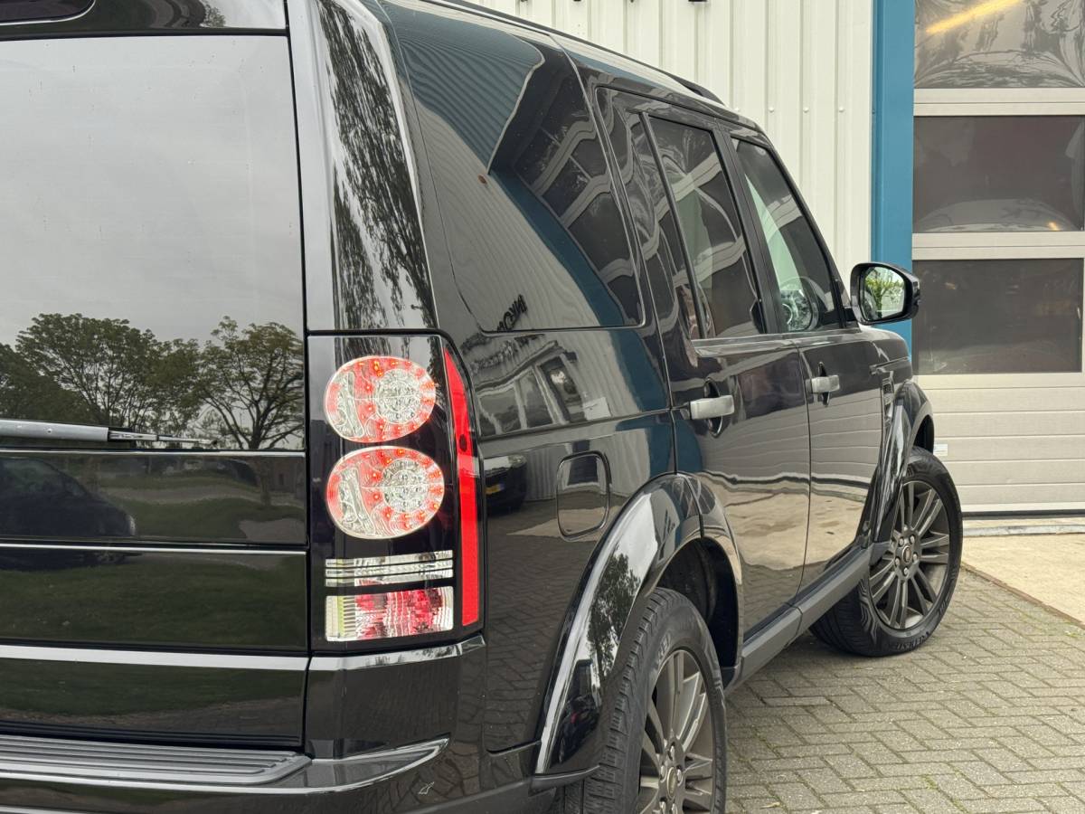 Land Rover Discovery Land Rover Discovery 3.0 HSE LED / Xenon / Dak / Camera / Stl verw / Str ver / Euro6 / Leder / 3500kg trekgew