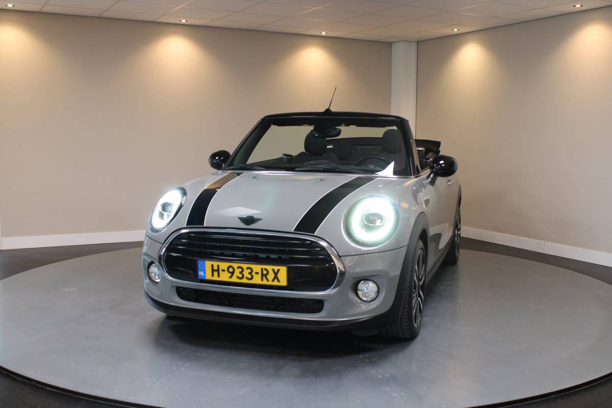 MINI Cooper Cabrio Mini Mini Cabrio 1.5 Cooper Salt *Automaat* Carplay|Stoelverw.|Union-Jack|Navi|Cruise|PDC|Sfeerverlichting