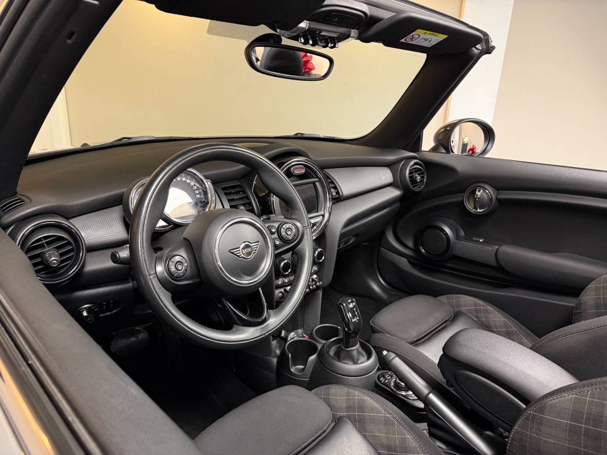 MINI Cooper Cabrio Mini Mini Cabrio 1.5 Cooper Salt *Automaat* Carplay|Stoelverw.|Union-Jack|Navi|Cruise|PDC|Sfeerverlichting