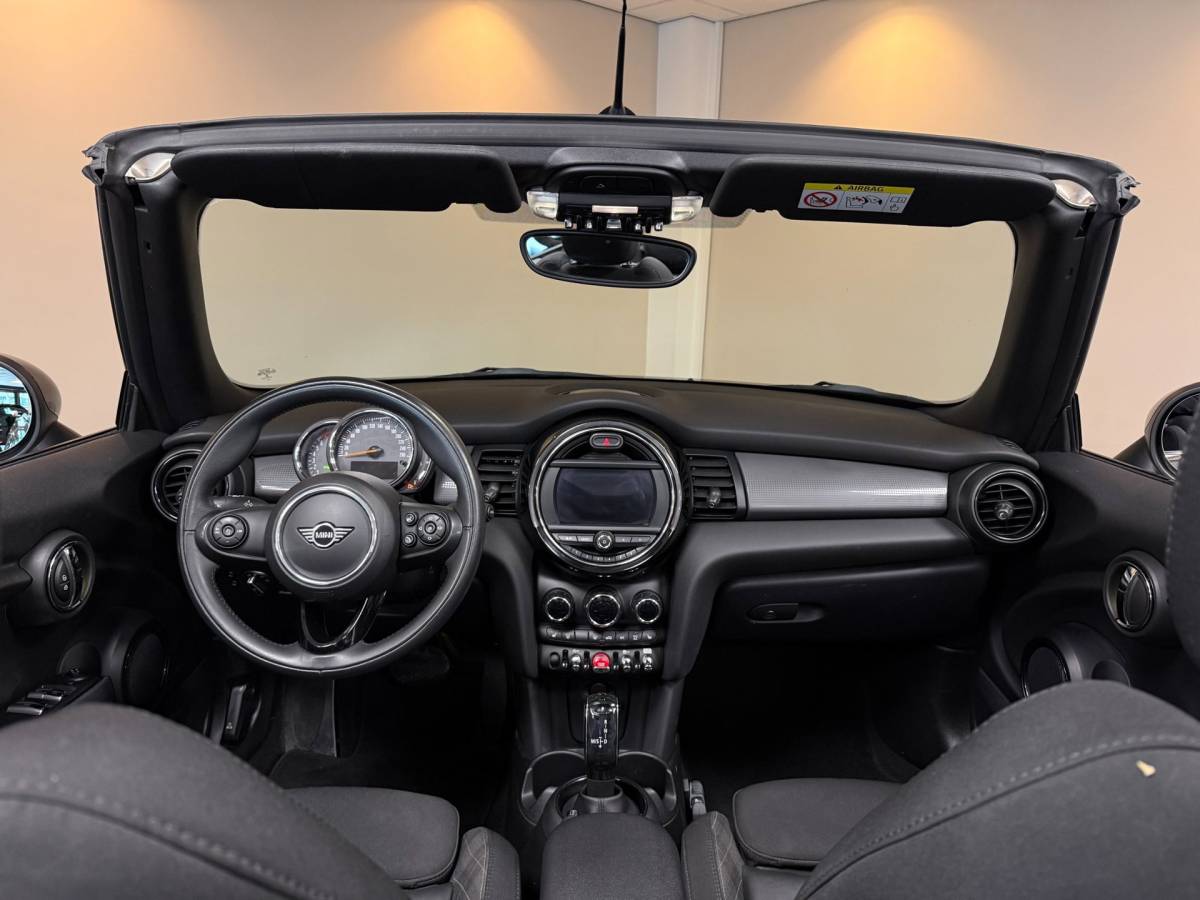 MINI Cooper Cabrio Mini Mini Cabrio 1.5 Cooper Salt *Automaat* Carplay|Stoelverw.|Union-Jack|Navi|Cruise|PDC|Sfeerverlichting
