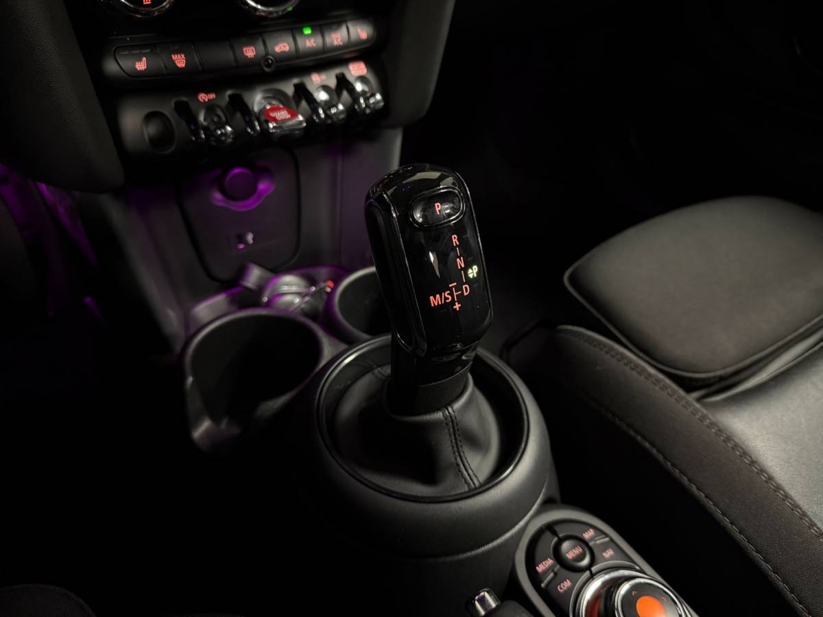 MINI Cooper Cabrio Mini Mini Cabrio 1.5 Cooper Salt *Automaat* Carplay|Stoelverw.|Union-Jack|Navi|Cruise|PDC|Sfeerverlichting