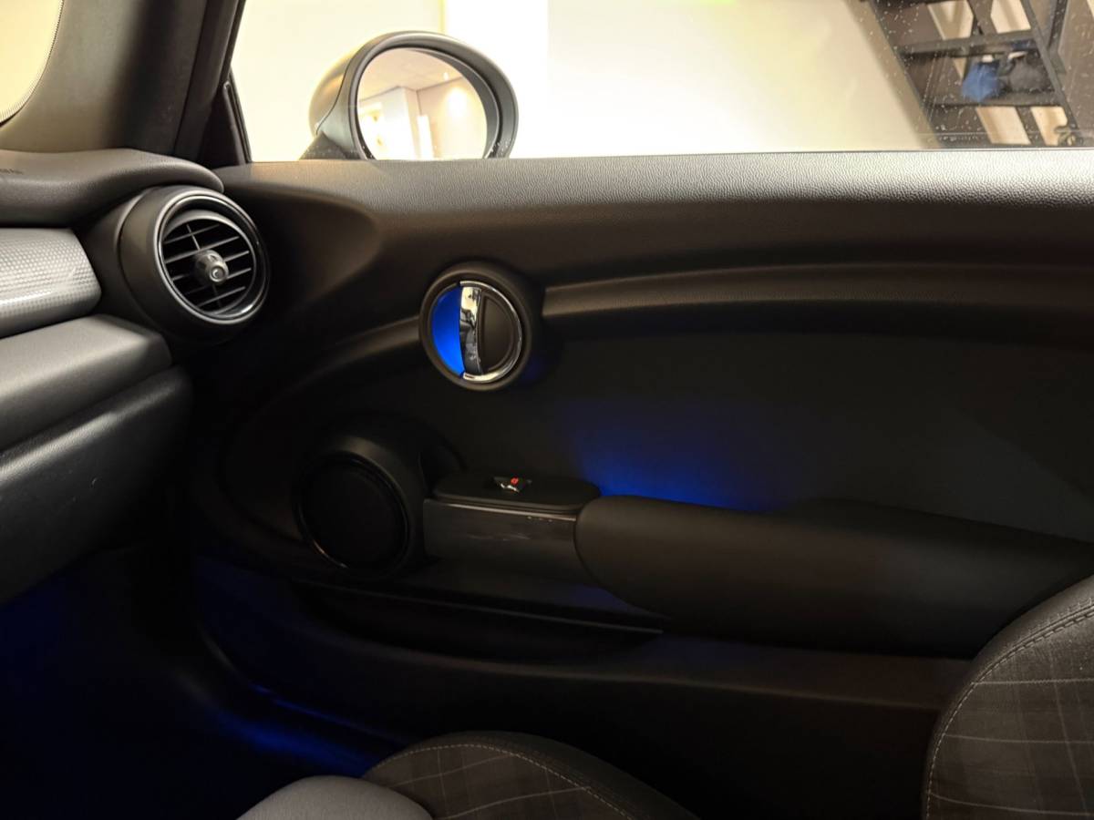 MINI Cooper Cabrio Mini Mini Cabrio 1.5 Cooper Salt *Automaat* Carplay|Stoelverw.|Union-Jack|Navi|Cruise|PDC|Sfeerverlichting