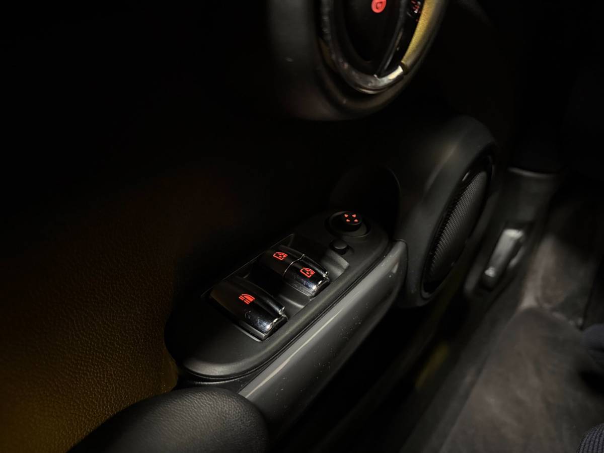 MINI Cooper Cabrio Mini Mini Cabrio 1.5 Cooper Salt *Automaat* Carplay|Stoelverw.|Union-Jack|Navi|Cruise|PDC|Sfeerverlichting