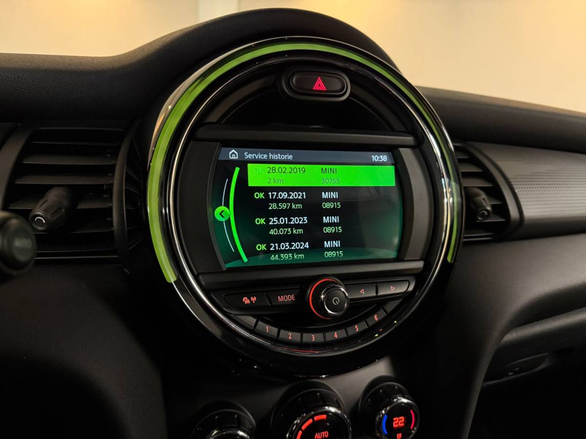 MINI Cooper Cabrio Mini Mini Cabrio 1.5 Cooper Salt *Automaat* Carplay|Stoelverw.|Union-Jack|Navi|Cruise|PDC|Sfeerverlichting