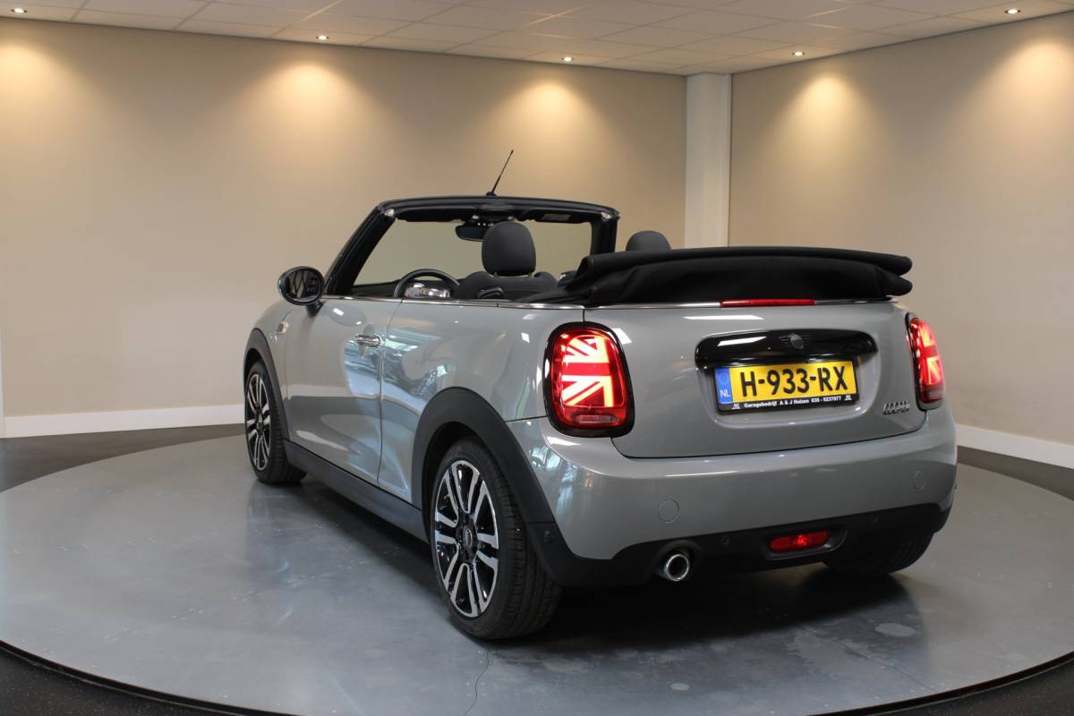 MINI Cooper Cabrio Mini Mini Cabrio 1.5 Cooper Salt *Automaat* Carplay|Stoelverw.|Union-Jack|Navi|Cruise|PDC|Sfeerverlichting